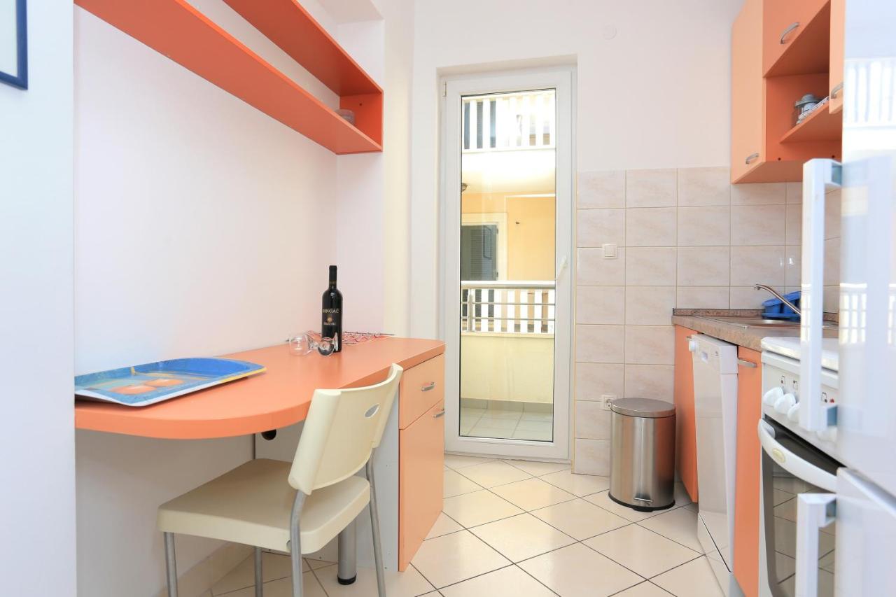 Apartments By The Sea Stanici, Omis - 2764 Tice Εξωτερικό φωτογραφία